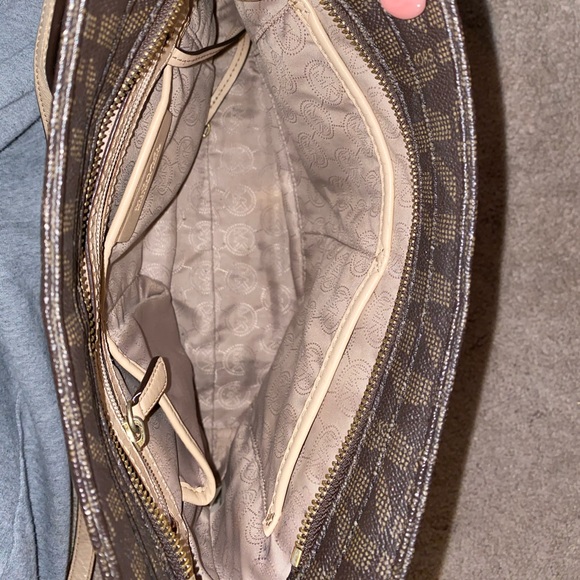 Michael Kors - Picture 3 of 3